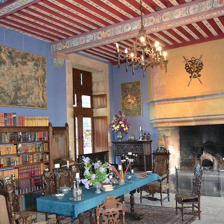 Chateau De Peufeilhoux Vallon-en-Sully Ngoại thất bức ảnh