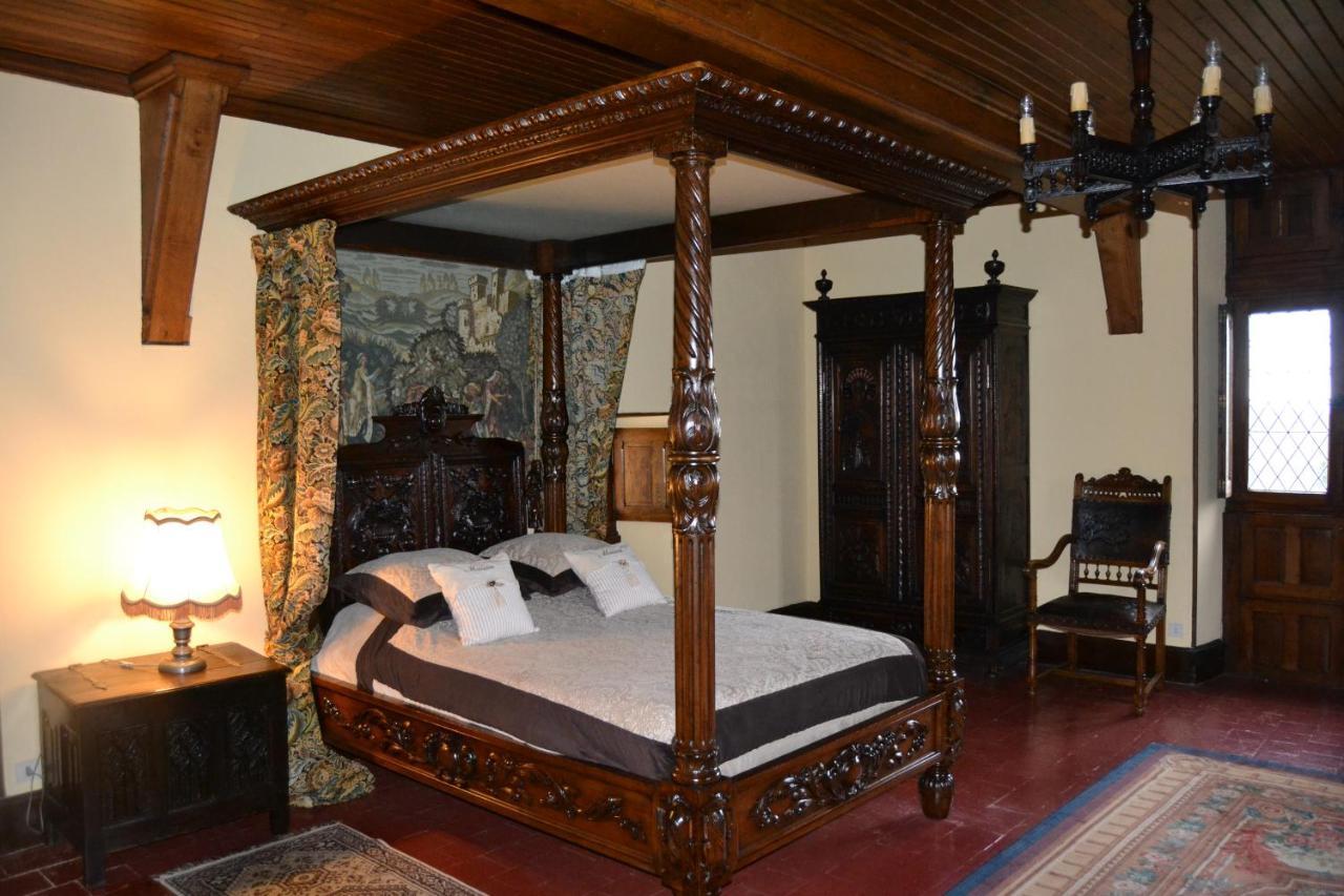 Chateau De Peufeilhoux Vallon-en-Sully Ngoại thất bức ảnh