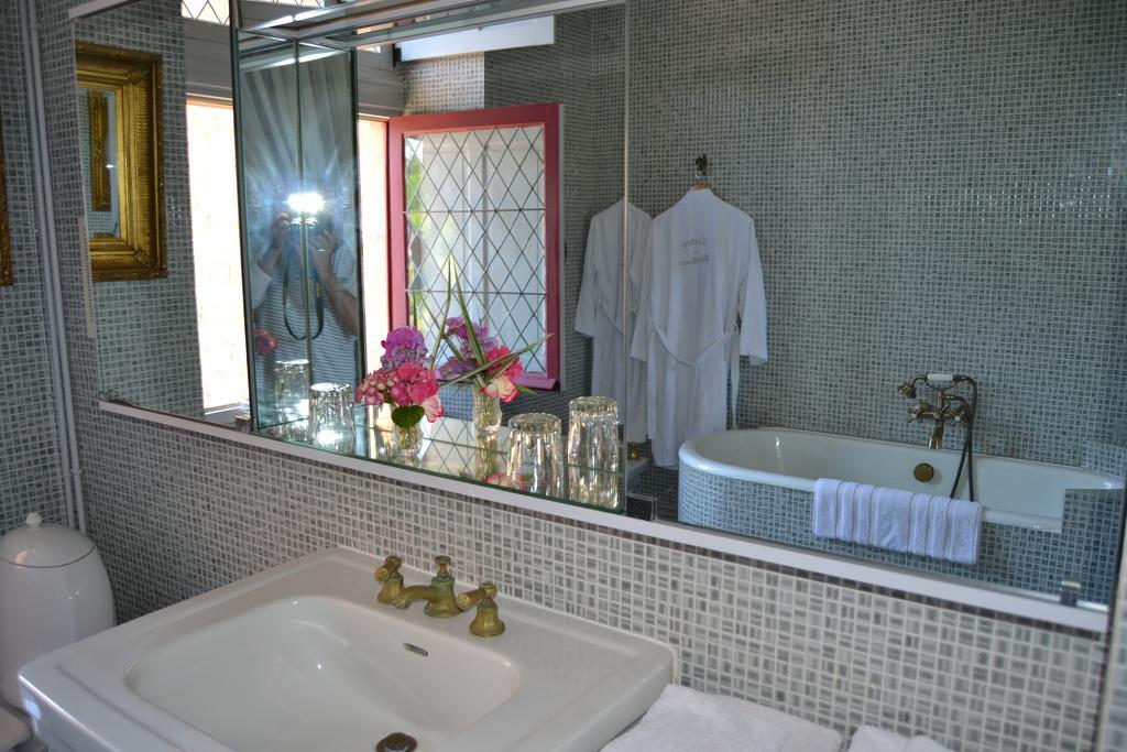Chateau De Peufeilhoux Vallon-en-Sully Ngoại thất bức ảnh